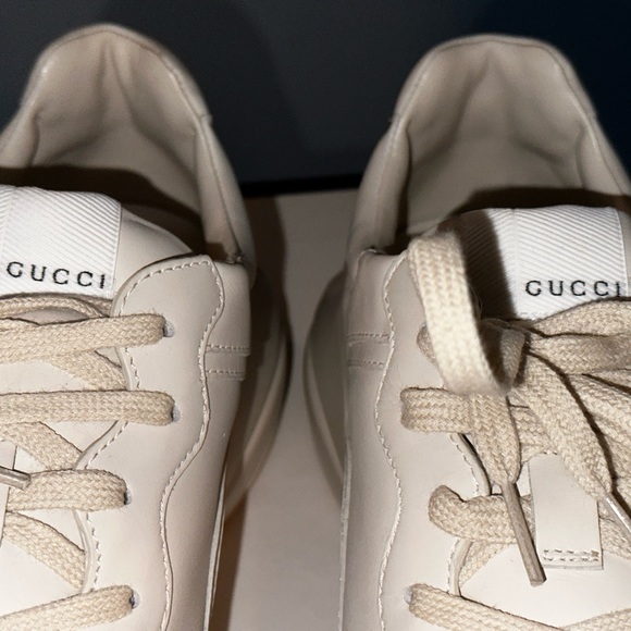 Gucci Apollo Sneakers Color: Mystic White Size: Gucci 11.5 which equates to 12.5 - Picture 4 of 8